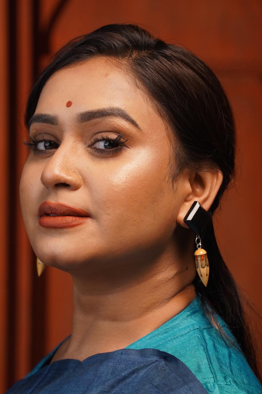 Aarushi Wooden Earrings