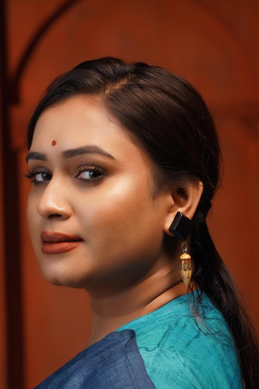 Aarushi Wooden Earrings