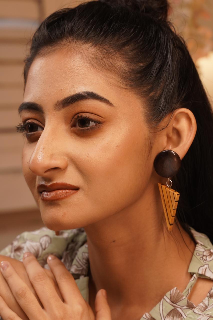 Veidahi Wooden Earrings