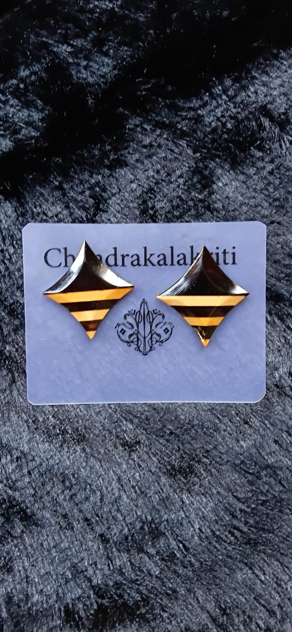 Jaya wooden earrings — 4 cm Ebony diamond studs with two Boxwood stripes, on a Chandrakalakriti card