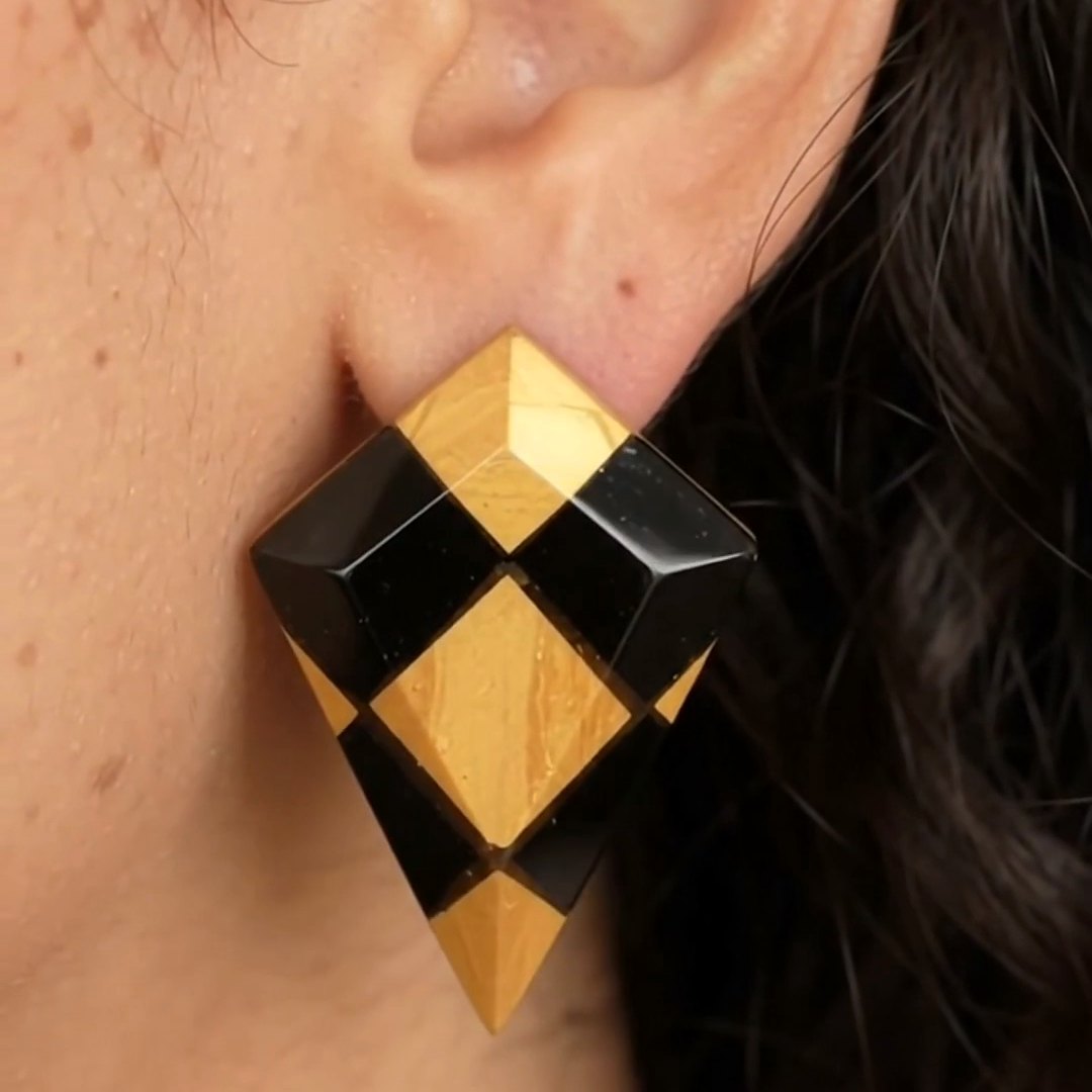 Ashtapada Wooden Earrings – Joined Boxwood & Ebony Chequered Kite Studs